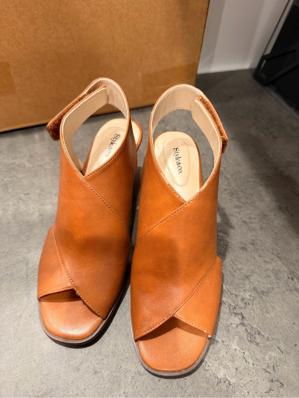 Style & Co. Tan Leather Peep-Toe Slingback Mules